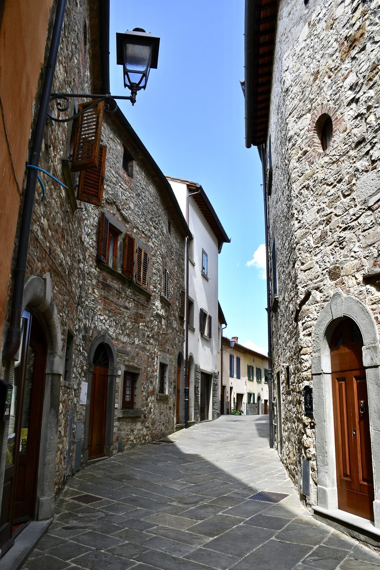 Walking the Pedestrian Streets of Tuscany's Hill Towns