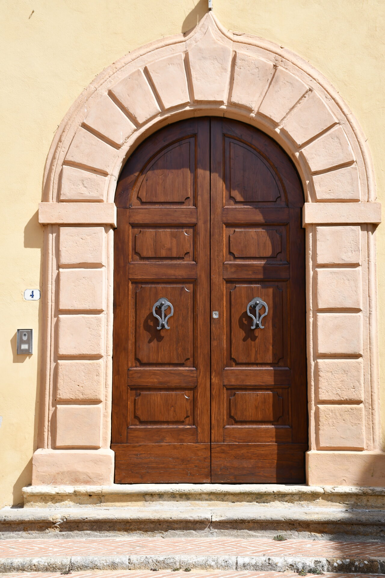 The Beautiful Doors of Italy